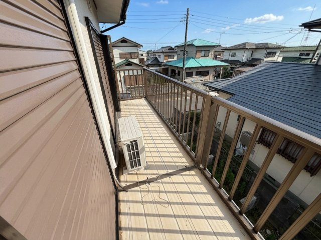 日当たりが良く風通しの良いバルコニー。