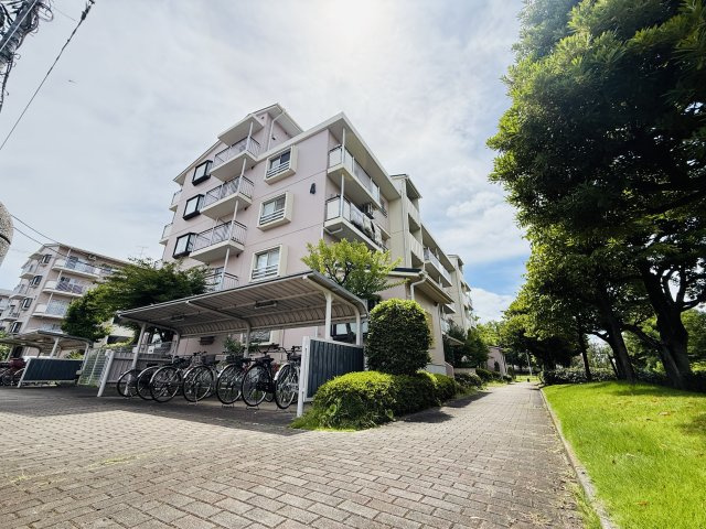 apartment 埼玉県東松山市箭弓町２丁目3-2