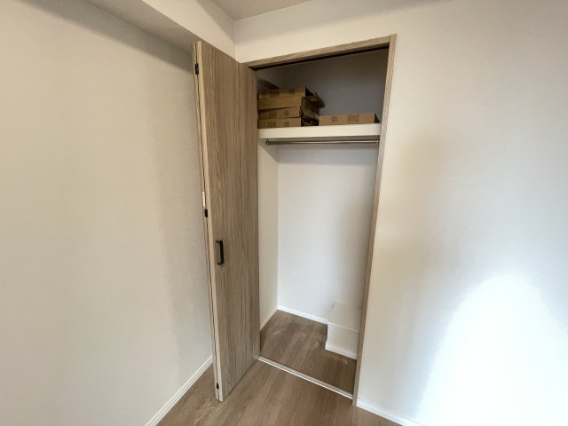 各居室に収納がついており、家族で使い分けしやすくなっています。　