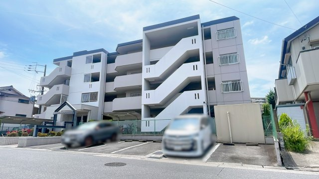 弊社施工実績のあるマンションです！