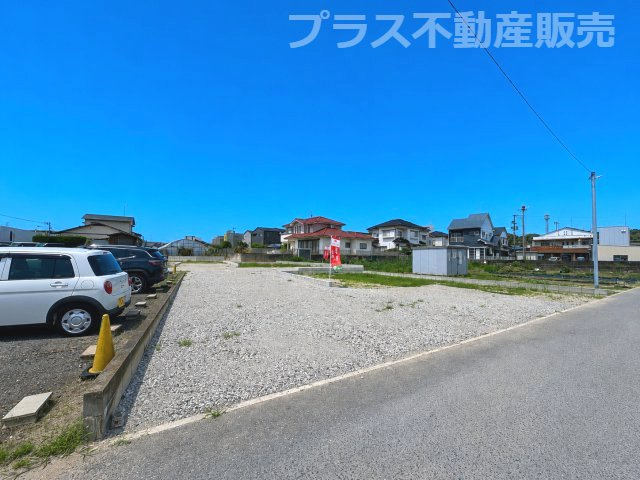 現地写真。プラス不動産販売なら、現場の全ての棟をまとめてご見学頂けます。
