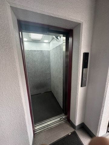 エレベーター付　