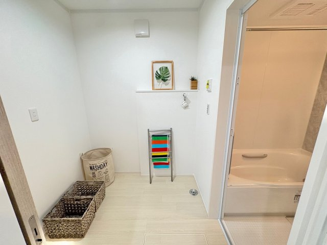 家族みんなが快適に使える洗面所です。