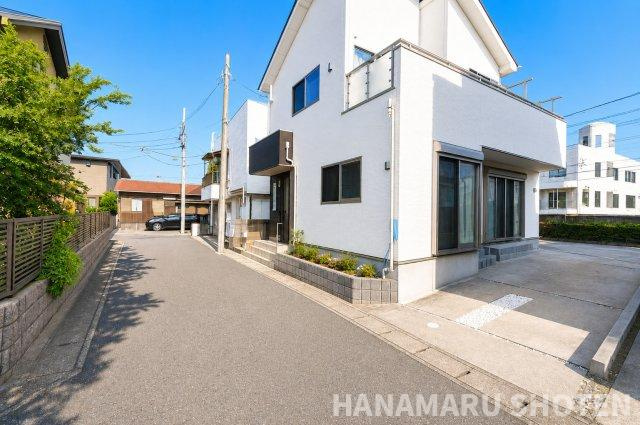居住中の物件のため、ご見学のご希望は事前にご連絡ください。