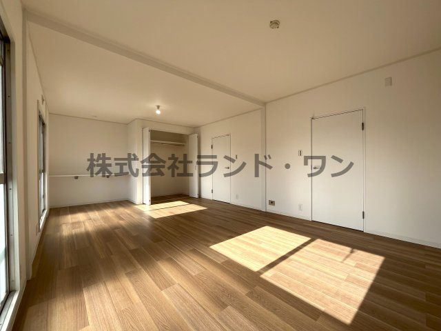 洋室12帖　将来2部屋にすることができます
