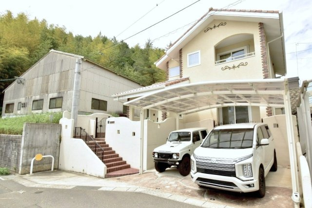2019年7月建築！木造瓦葺2階建ての住宅です！