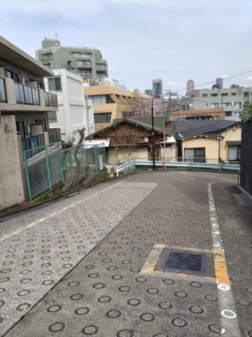 前面道路写真となります