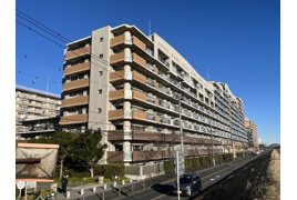 府中市住吉町の中古マンションの外観