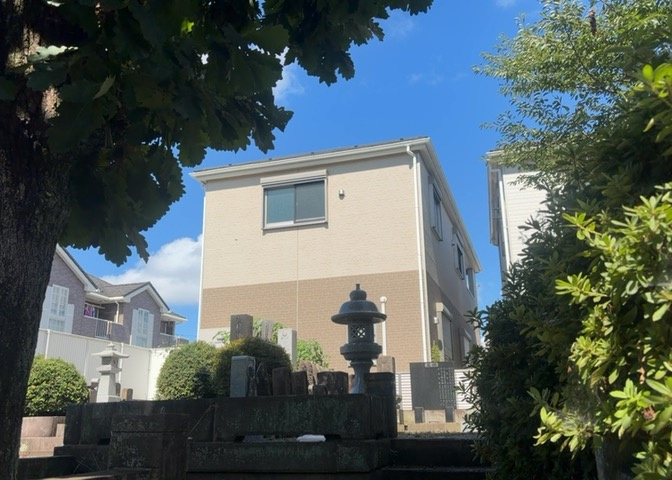 物件の詳細については、現地を見てわかること以外に、役所や法務局などで調べないとわからないことがあります。そのため、現地に行く場合は、もしこの物件を買ったらどのような生活ができるかをイメージしましょう。