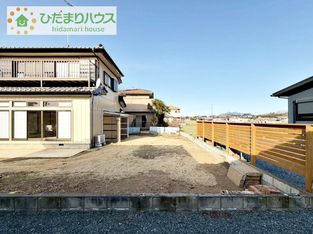 お庭付物件になります！お庭遊びや、プールなどお子様も大喜び(^^)