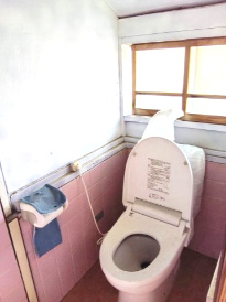 ピンクのタイルが可愛らしい印象です！