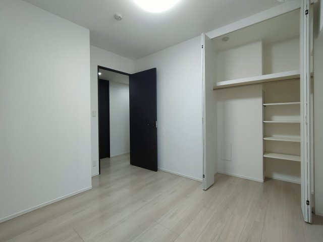 【洋室約6.0帖】　