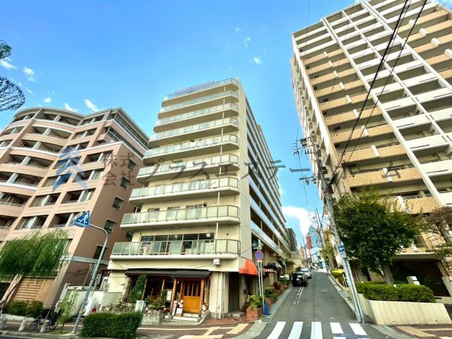周辺施設充実♪ショッピングモールや百貨店が徒歩圏内♪