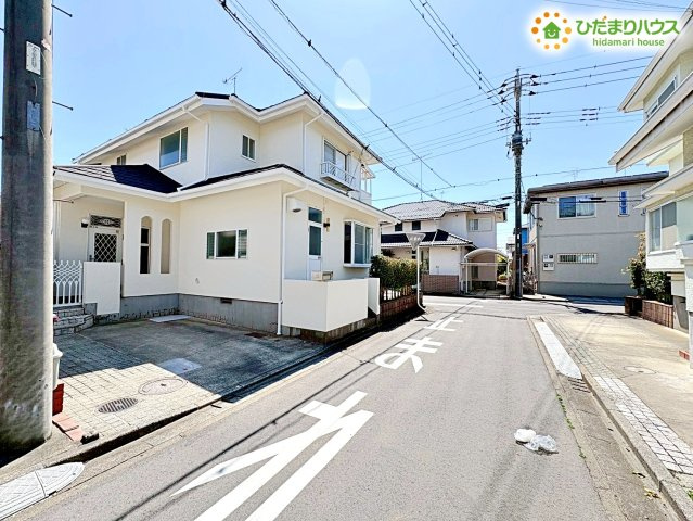 開放感のある南西角地です！日当たり・通風良好でお部屋の隅々まで新鮮な空気とあたたかな光が届くため、一年中カビや湿気を防いで家族みんなが健康的に心地よく暮らせる住まいです♪