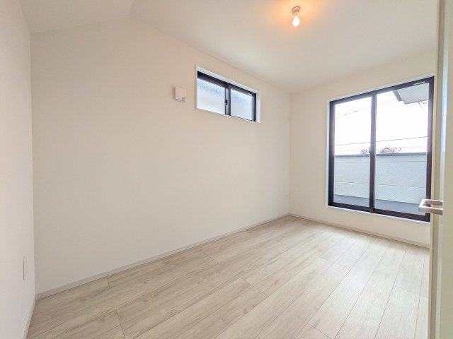 ～2階5.0帖の洋室です～