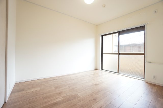約6帖の洋室です！全居室収納可能です！