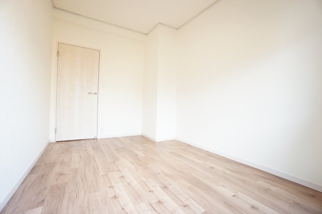 大型収納もあり、全居室エアコン設置可能です！
