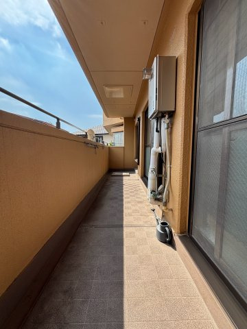 二面バルコニーで陽当たりも良好♪