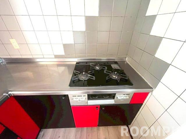 【練馬区東大泉の中古戸建てのキッチン】