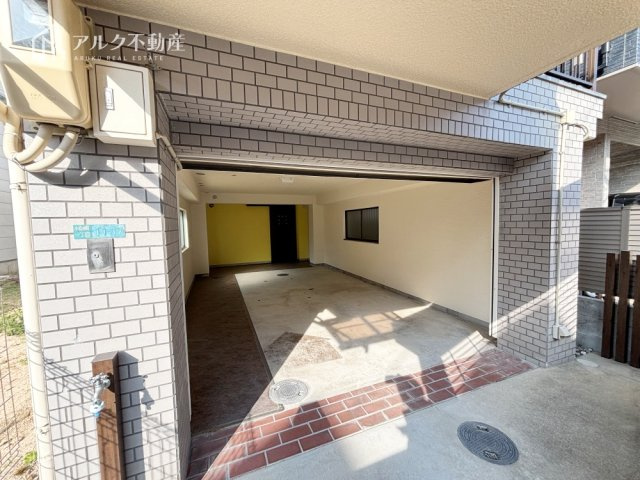 安心のビルトインガレージ！