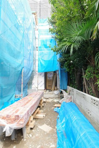 令和8年8月28日撮影　建築中