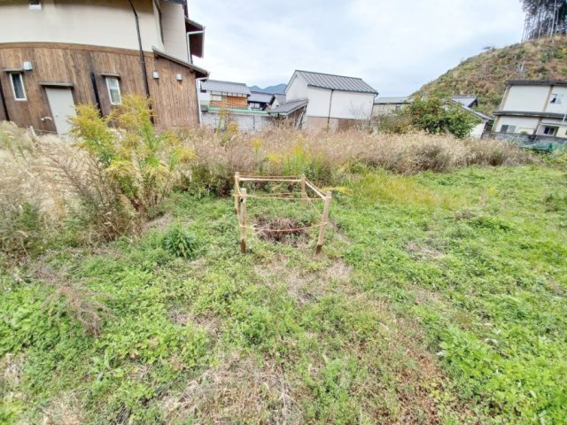南東側