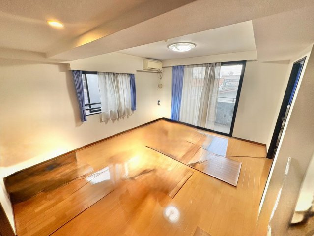 駅徒歩8分×徒歩4分にスーパーやダイソーが入る商業施設！12/18室内フルリフォーム完成予定の快適マンション※画像はリフォーム前のものです