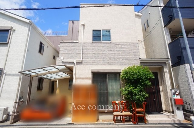 外観：327002305242