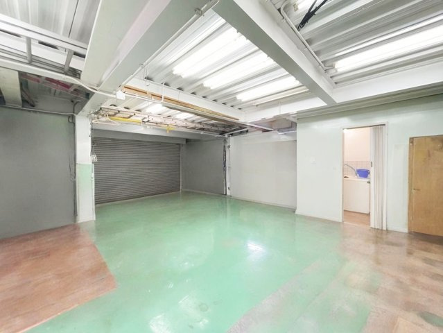 ※物件写真は一部、AIによる画像処理を行っており家具や備品が削除されております。現況とは異なることをご承知ください。