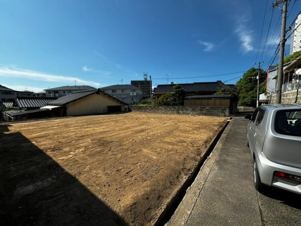 【浅川台一丁目（2期）の前面道路含む現地写真】