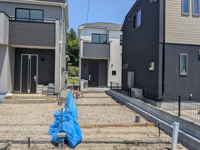 ～控除や減税で優遇の長期優良住宅　2台駐車可能　緑豊かで落ち着きのある住環境～