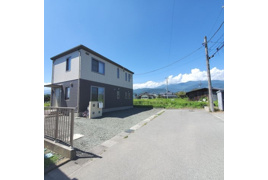 南アルプス市在家塚 Ｈ24年セキスイハイム施工 オール電化中古の外観