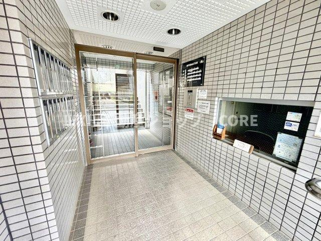 お子様・奥様も安心のオートロックのマンションです。防犯面も充実したマンション。