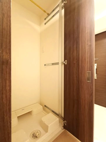 【室内洗濯機置き場】