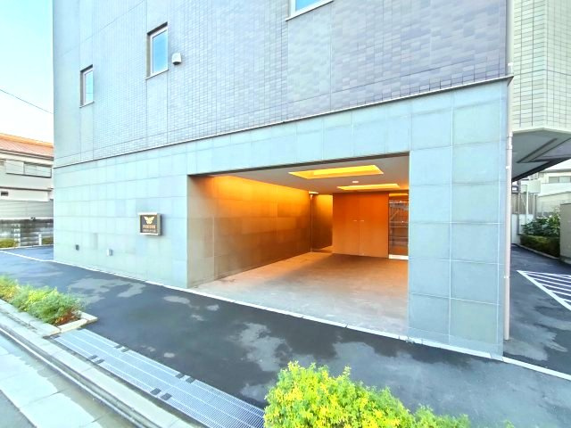 【エントランス】