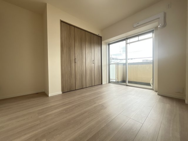 【リノベーション仕様】洋室3部屋！洗練されたお洒落なデザイン空間！明るいナチュラルデザイン♪