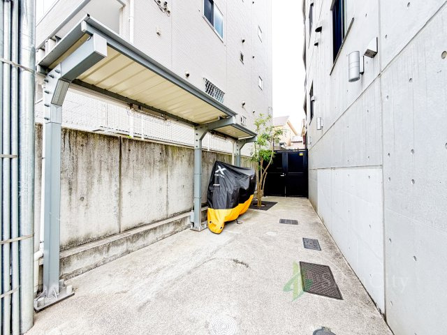 バイク置き場