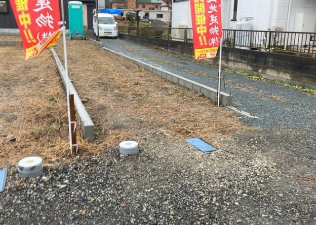 土地探しをしていると都市計画区域という言葉を目にすると思います。法律によって、都道府県知事や国土交通大臣が指定するエリアのことを指しており、都市計画区域は市街化区域と市街化調整区域に分けられています。
