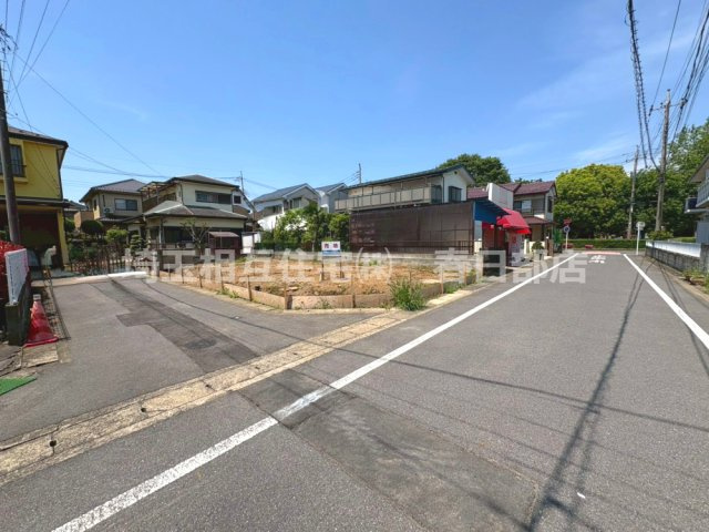 開放感あふれる南東角地に立地！土地面積約35坪・自由設計で夢のマイホームはいかがでしょうか！