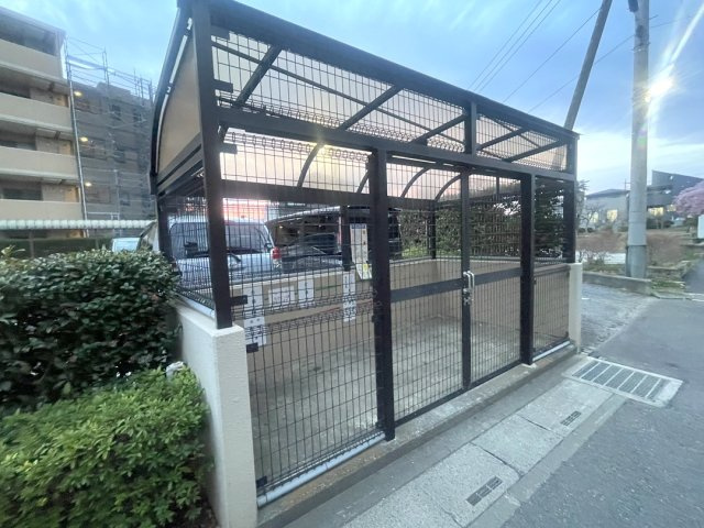 ゴミ置き場、綺麗に管理されております。