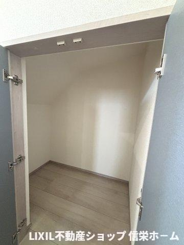 階段下収納