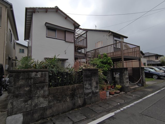 閑静な住宅地です！スーパーや病院が近く、生活利便性が良いです♪