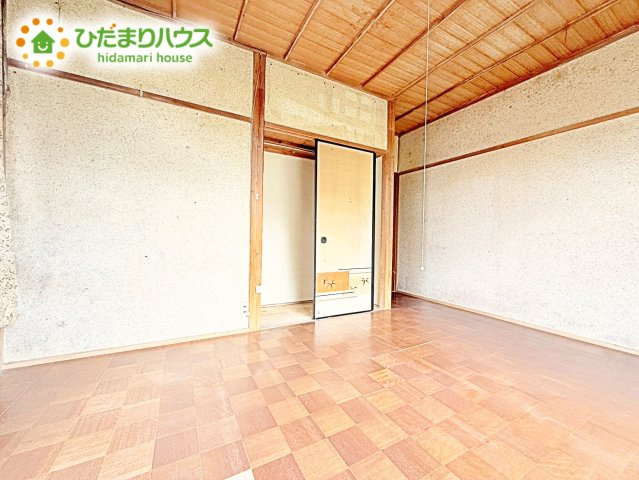 各部屋にしっかり収納を完備しています♪陽当たりの良い部屋で落ち着いた時間が過ごせます。