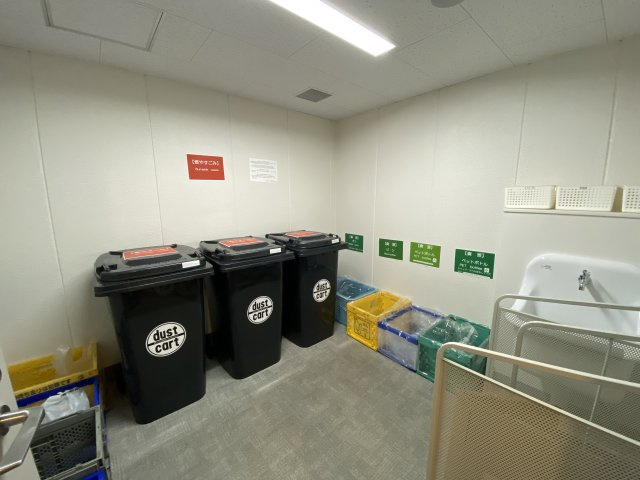各階にゴミ置場あり