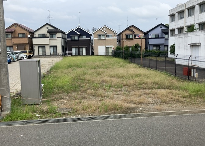 家を建てる前提で土地を探している場合、地盤の丈夫さは譲れない条件の一つです。地盤が脆弱だと追加工事が必要となります。また、過去に地盤沈下や液状化現象を起こした土地は、できるだけ避けた方がいいでしょう。
