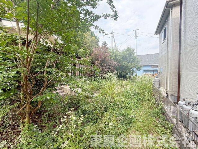 緑に囲まれた住まい