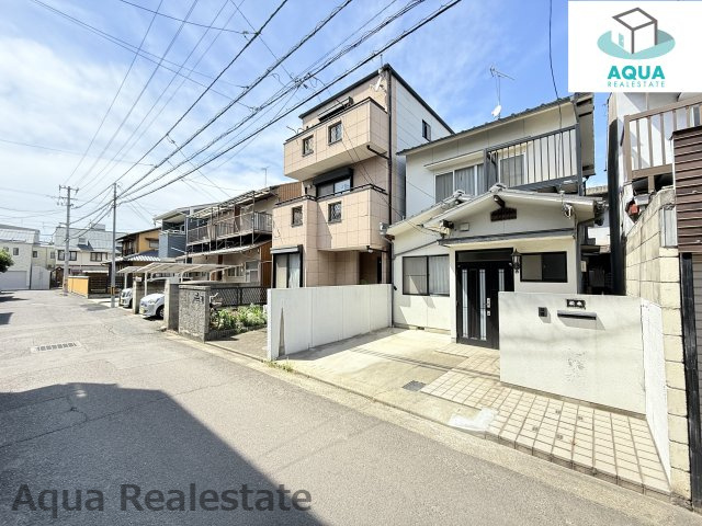 前面道路含む現地写真です