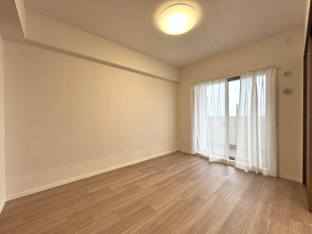 洋室6帖　間取り図右下の部屋