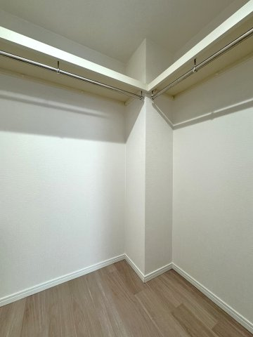 ウォークインクローゼット
