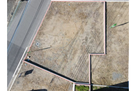 笛吹市石和町川中島区画①　売地の外観